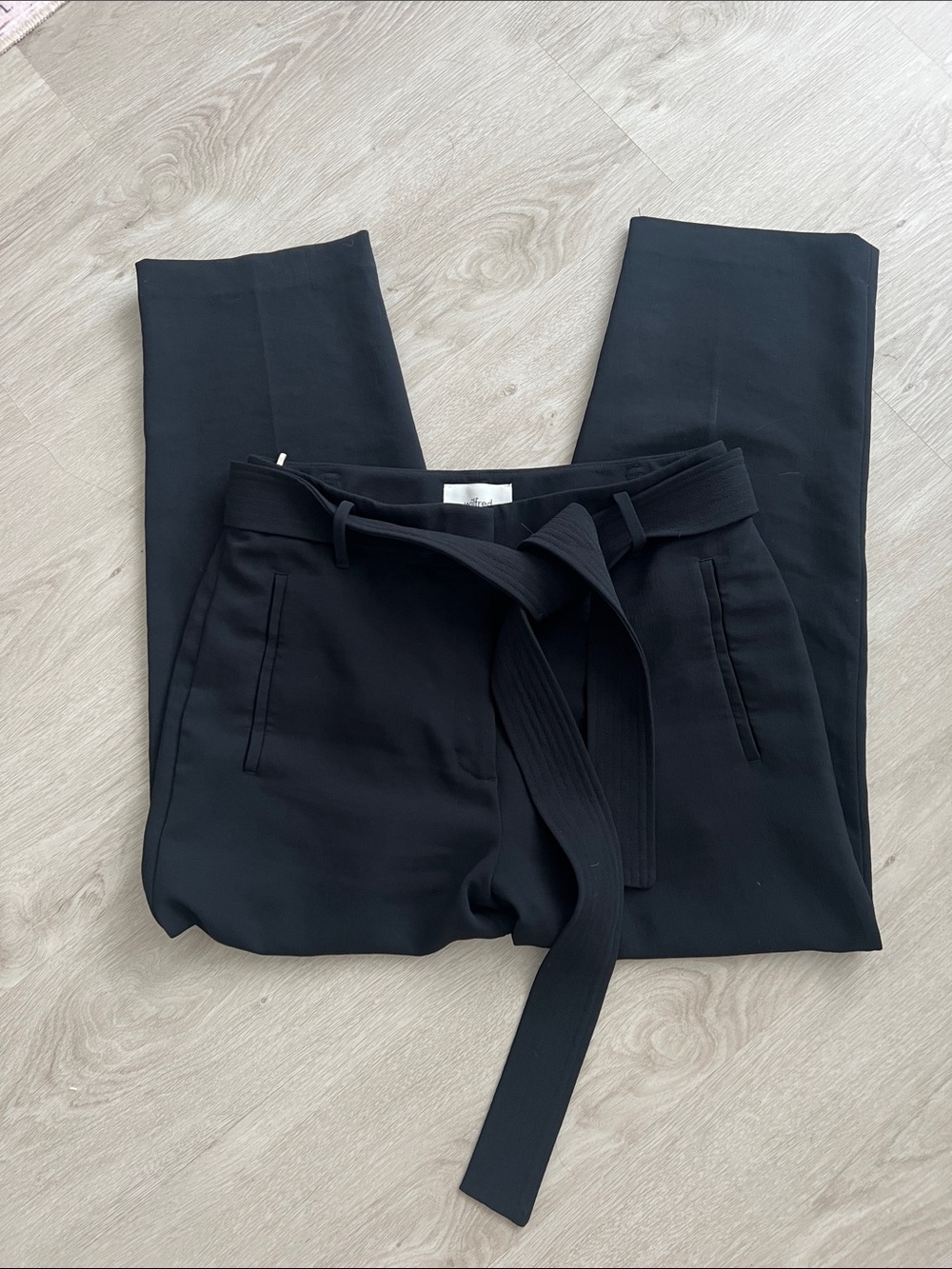 Babaton Straight Aritzia Trousers